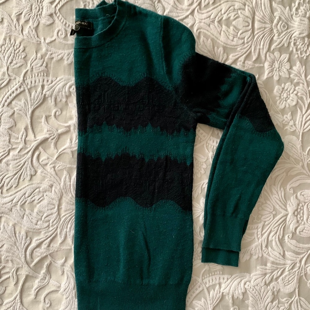 Banana Republic Teal and Navy Sweater